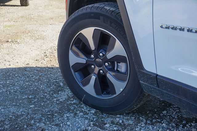 new 2022 Jeep Grand Cherokee car