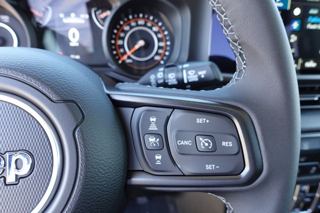 new 2025 Jeep Wrangler car, priced at $45,680