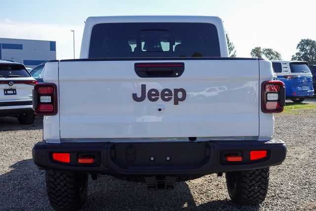 new 2026 Jeep Gladiator car, priced at $61,545
