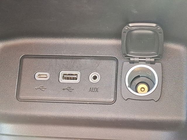 used 2020 Chevrolet Equinox car, priced at $16,102