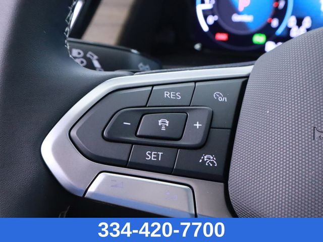 new 2025 Volkswagen Atlas car, priced at $44,096