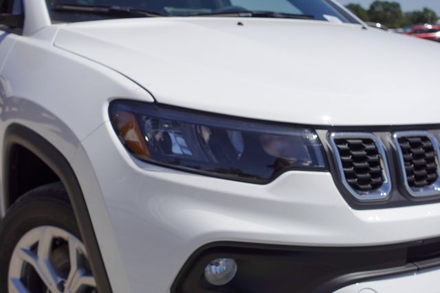 new 2025 Jeep Compass car, priced at $25,868