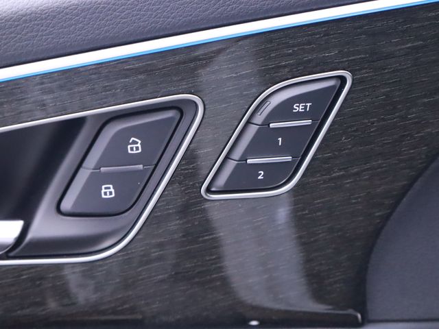 new 2025 Audi Q7 car, priced at $73,750