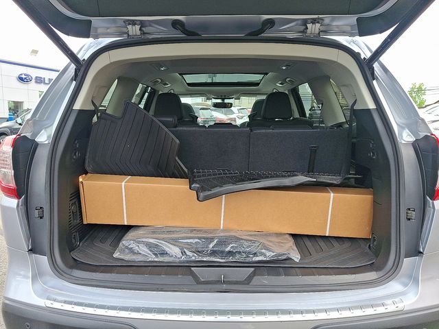 used 2022 Subaru Ascent car, priced at $30,904