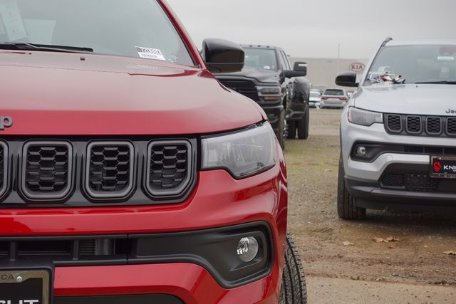 new 2025 Jeep Compass car, priced at $28,855