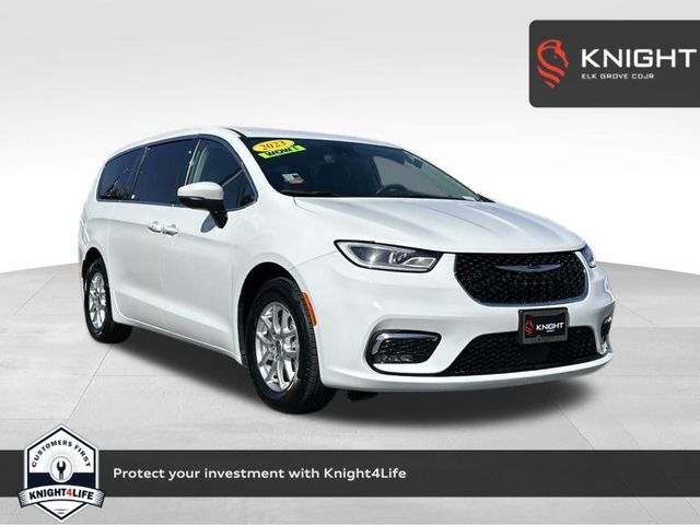used 2023 Chrysler Pacifica car, priced at $24,249