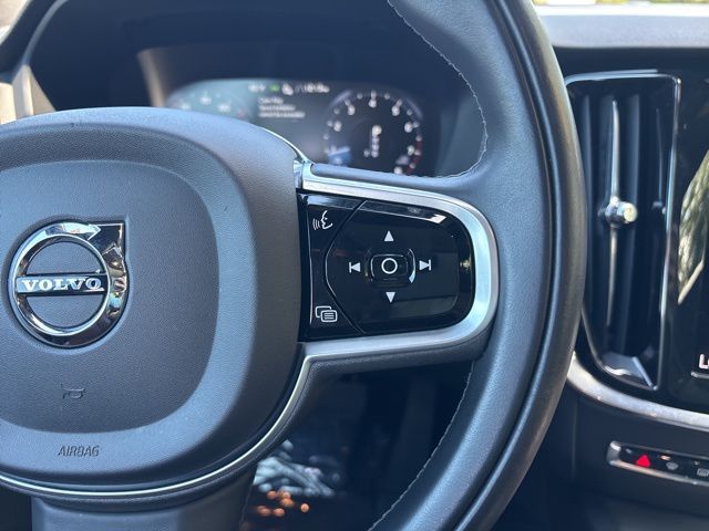 used 2021 Volvo V60 Cross Country car, priced at $27,499