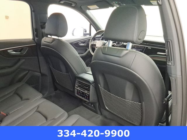 new 2025 Audi Q7 car, priced at $65,306