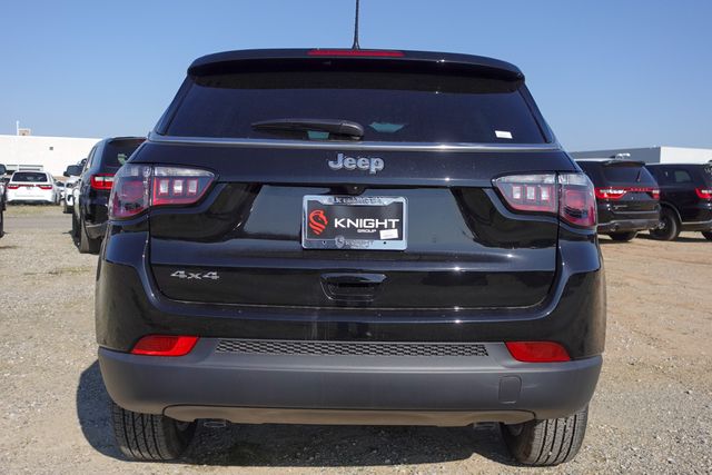 new 2025 Jeep Compass car, priced at $28,090