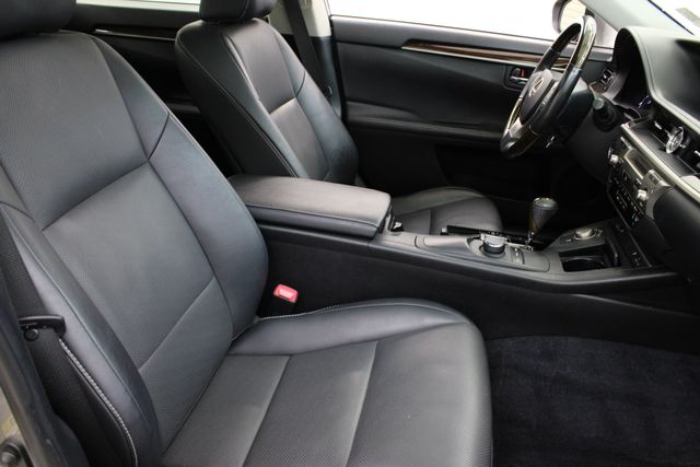 used 2015 Lexus ES car, priced at $17,999