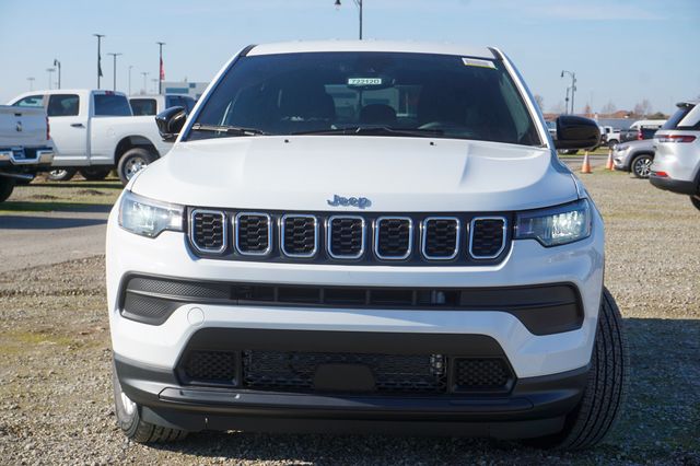 new 2025 Jeep Compass car, priced at $27,495