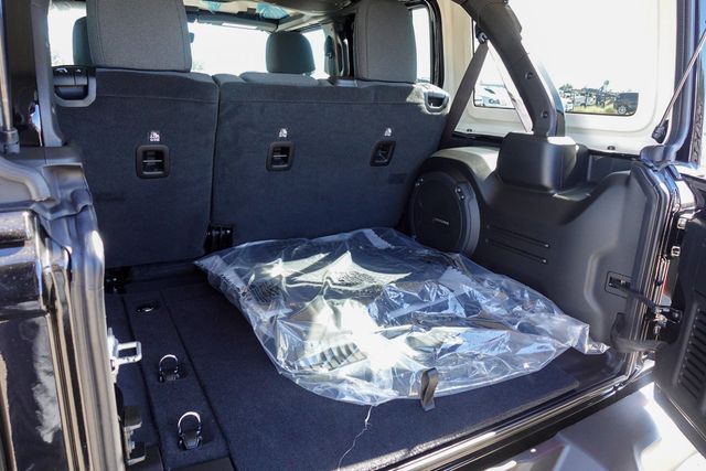 new 2025 Jeep Wrangler car, priced at $57,595