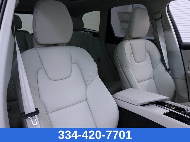 new 2025 Volvo XC60 car, priced at $53,128