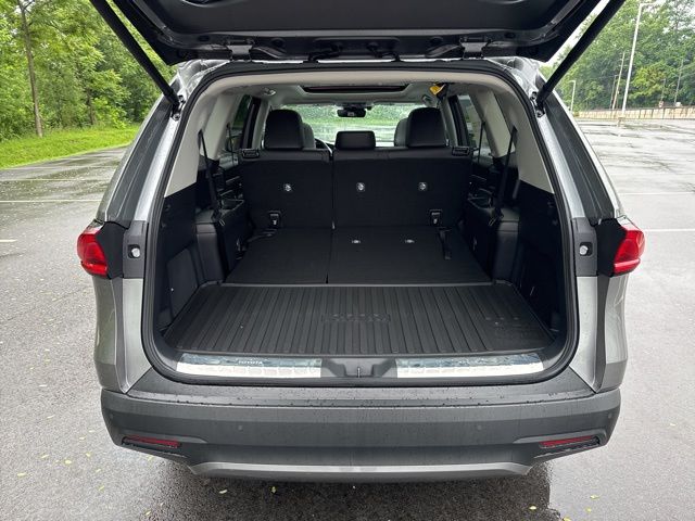 new 2025 Toyota Grand Highlander car, priced at $55,672