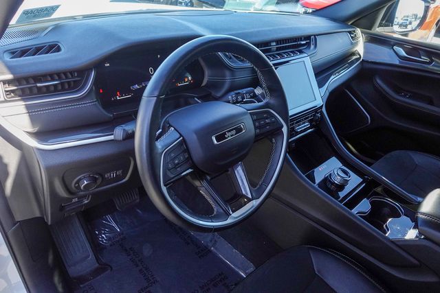 used 2022 Jeep Grand Cherokee car, priced at $31,888
