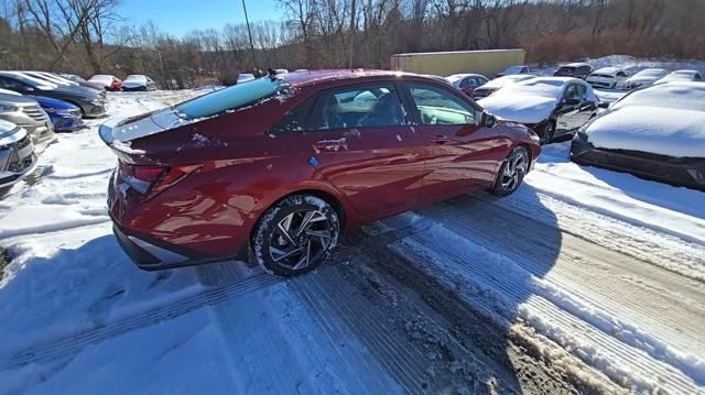 new 2025 Hyundai Elantra car, priced at $24,554