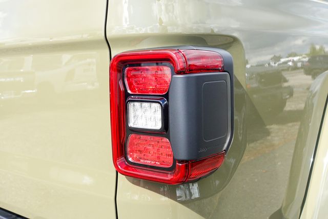 new 2025 Jeep Gladiator car, priced at $57,415