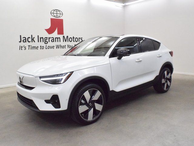 used 2023 Volvo C40 Recharge Pure Electric car, priced at $39,997