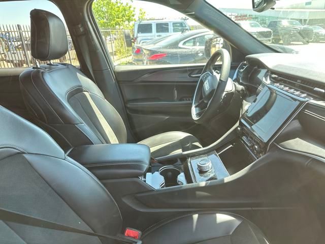 used 2023 Jeep Grand Cherokee car, priced at $35,414