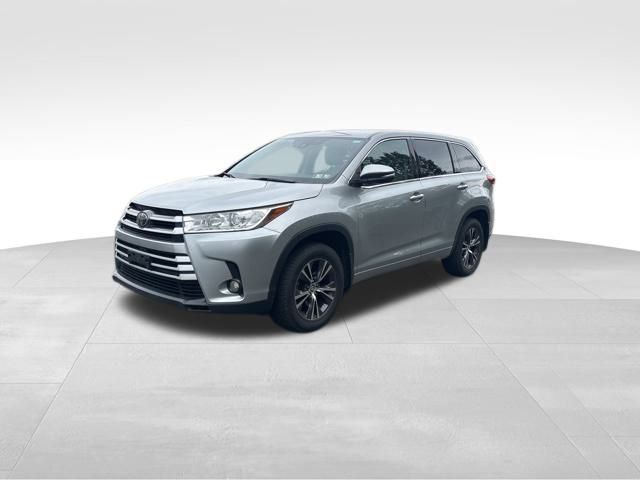 used 2017 Toyota Highlander car, priced at $17,799