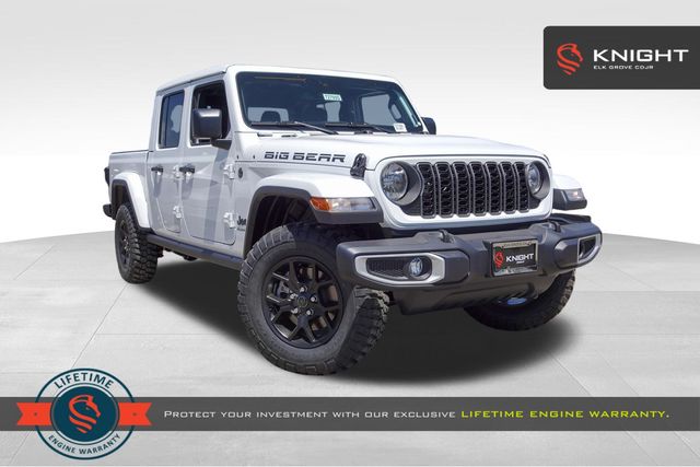 new 2025 Jeep Gladiator car, priced at $44,235