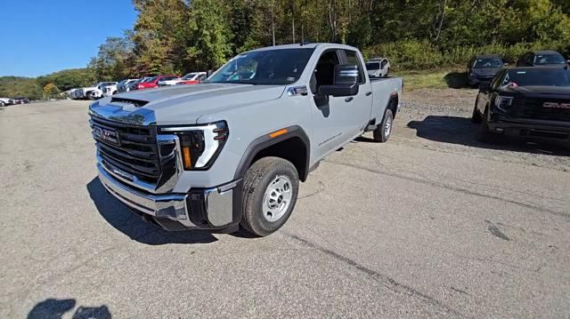 new 2025 GMC Sierra 2500HD car, priced at $50,625