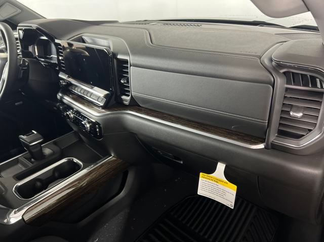 new 2025 GMC Sierra 1500 car, priced at $59,500
