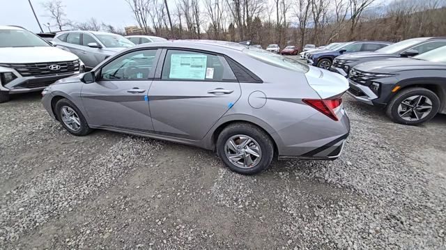 new 2025 Hyundai Elantra car, priced at $23,197