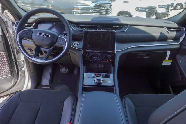 new 2025 Jeep Grand Cherokee L car, priced at $43,712