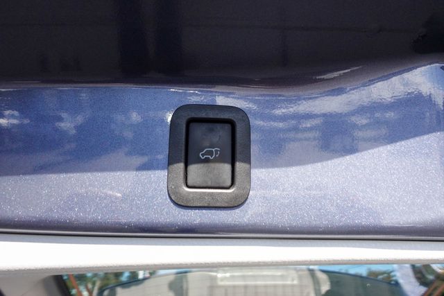 used 2018 Toyota Highlander car, priced at $26,122