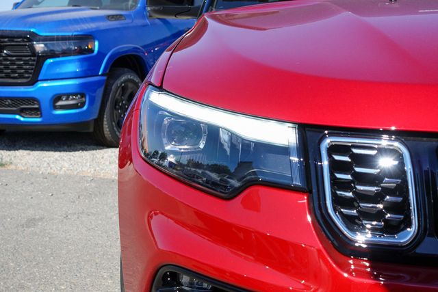 new 2025 Jeep Compass car, priced at $39,285