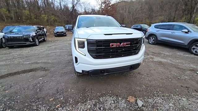 new 2025 GMC Sierra 1500 car, priced at $61,030