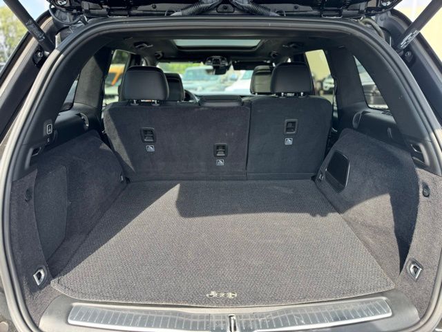used 2022 Jeep Grand Cherokee car, priced at $42,649