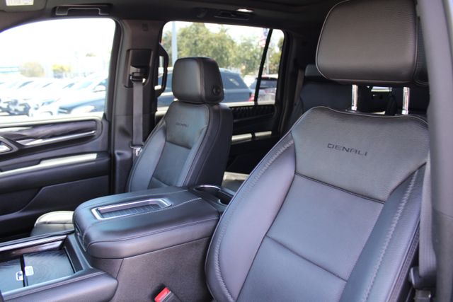 used 2021 GMC Yukon XL car, priced at $54,777