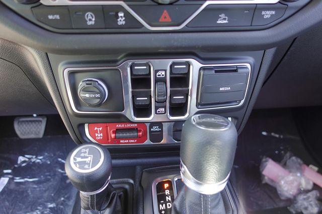 new 2025 Jeep Gladiator car, priced at $49,696