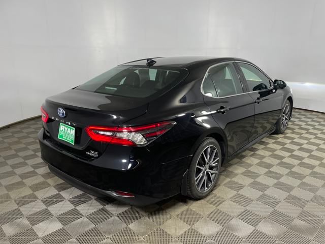 used 2022 Toyota Camry Hybrid car, priced at $25,000