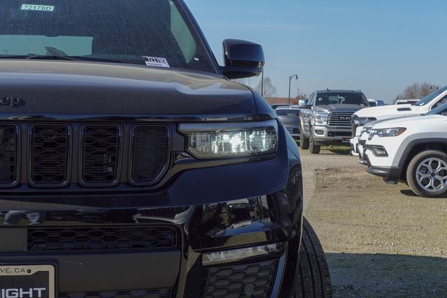 new 2025 Jeep Grand Cherokee L car, priced at $54,055