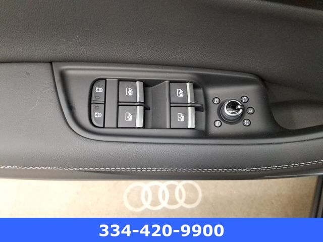 new 2025 Audi Q7 car, priced at $72,250