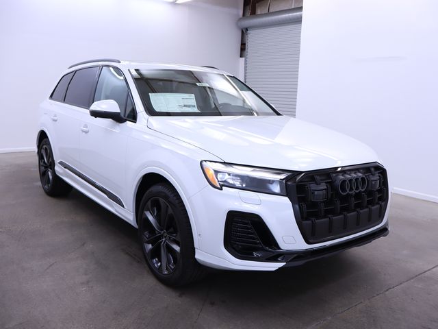 new 2025 Audi Q7 car, priced at $72,250