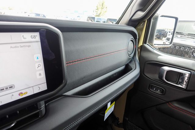 new 2025 Jeep Gladiator car, priced at $57,915