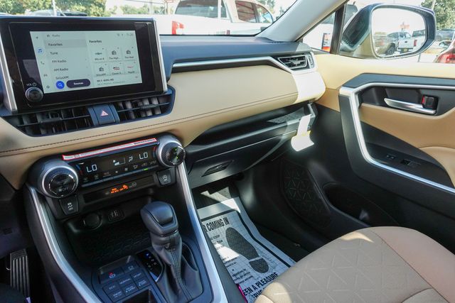 new 2025 Toyota RAV4 car