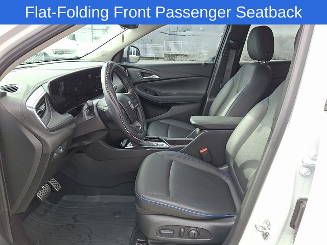 used 2025 Buick Encore GX car, priced at $25,956