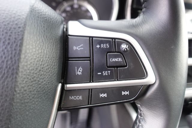 used 2023 Toyota Highlander Hybrid car, priced at $39,000