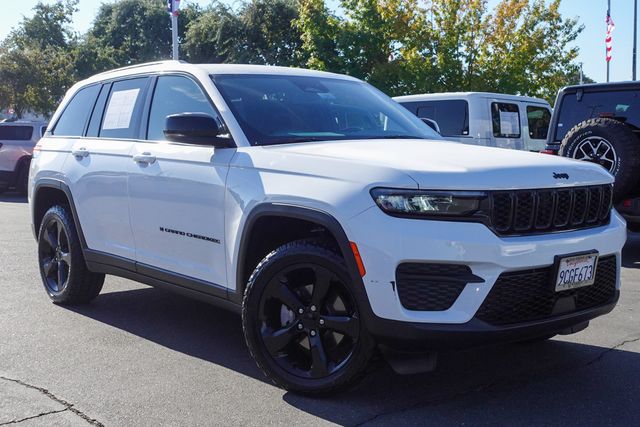 used 2022 Jeep Grand Cherokee car, priced at $31,888