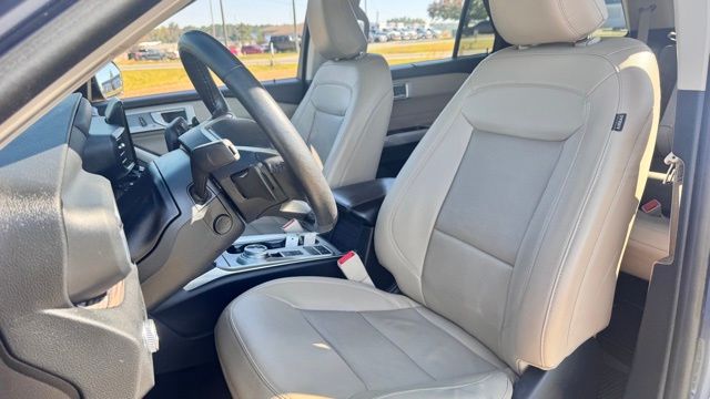 used 2021 Ford Explorer car, priced at $25,000