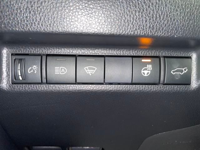 used 2019 Toyota RAV4 car, priced at $25,500