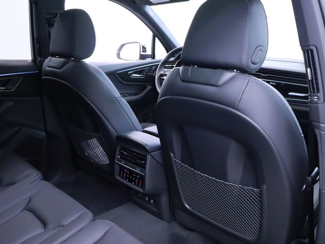 new 2025 Audi Q7 car, priced at $73,750