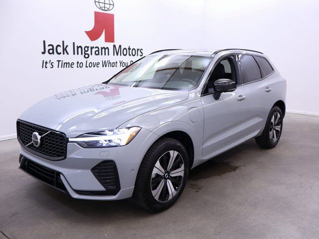new 2025 Volvo XC60 Plug-In Hybrid car, priced at $62,056