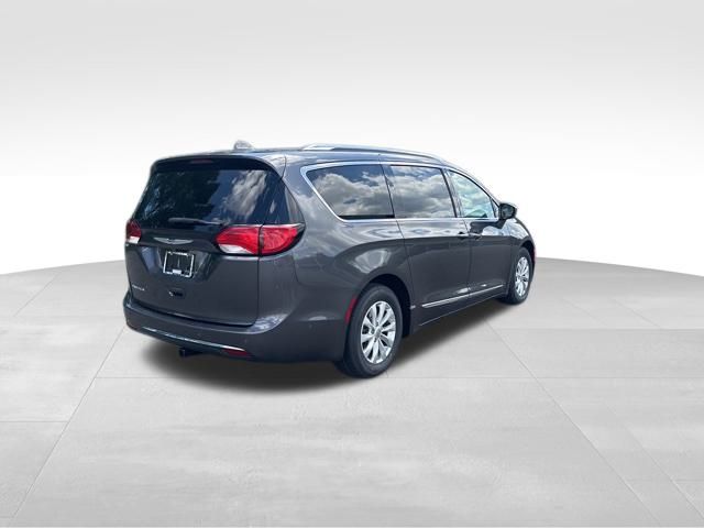 used 2018 Chrysler Pacifica car, priced at $15,199