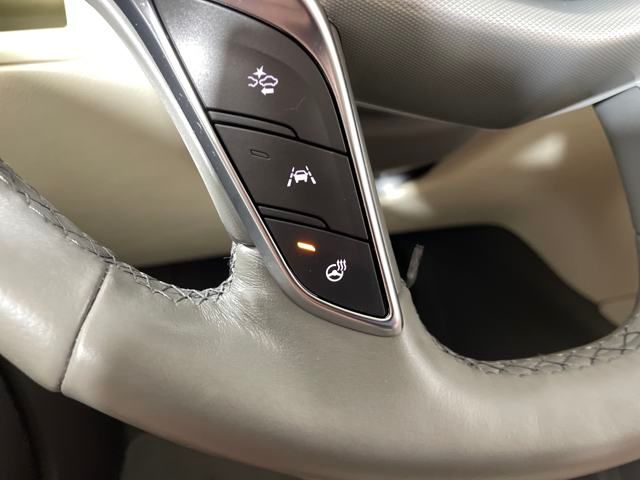 used 2023 Cadillac XT5 car, priced at $32,000
